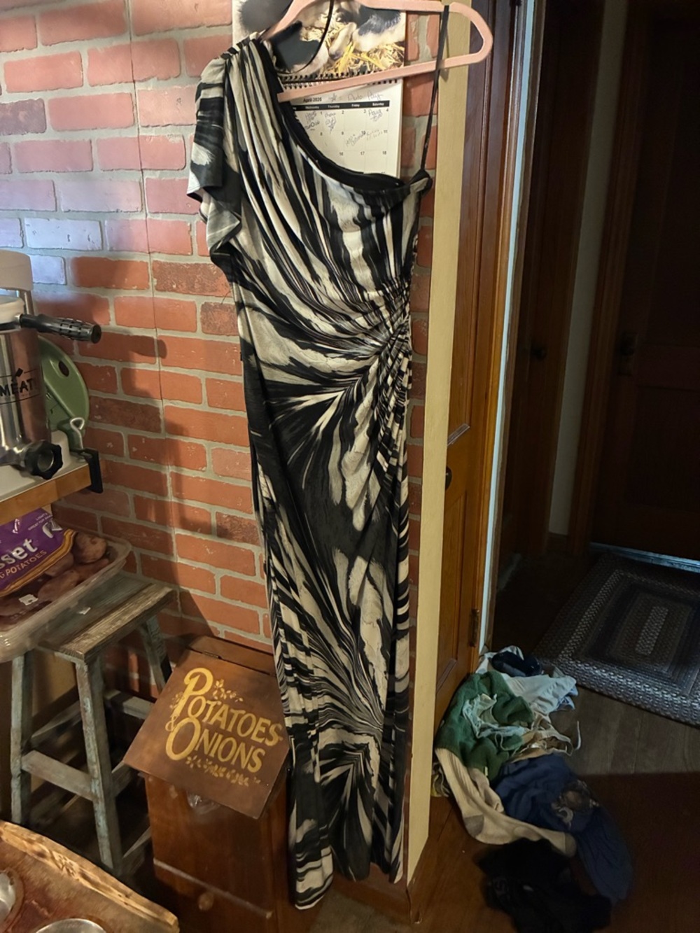 Suzi Chin Black and Cream One-Shoulder Ruched Maxi Dress